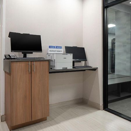 Fairfield Inn & Suites By Marriott Corinth South Denton Area Bagian luar foto