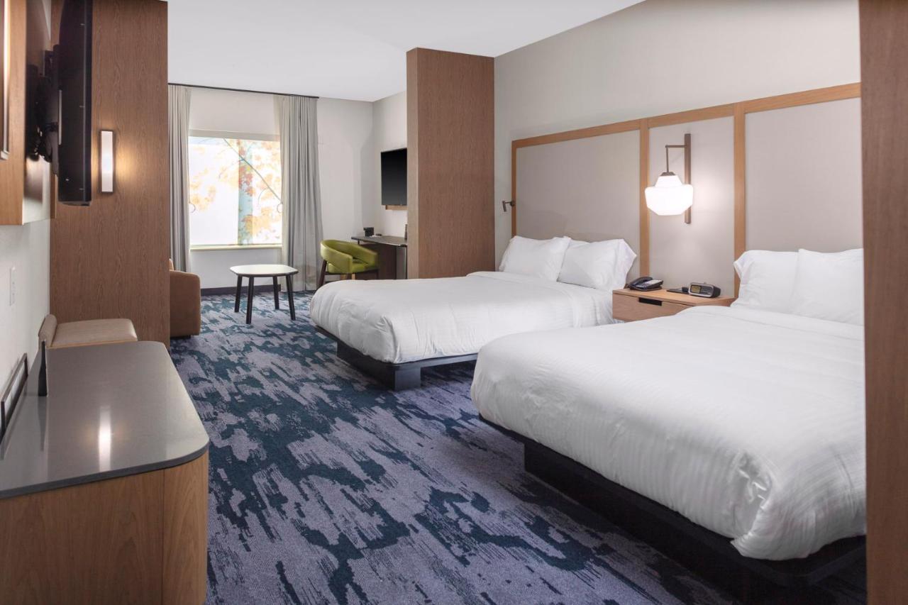 Fairfield Inn & Suites By Marriott Corinth South Denton Area Bagian luar foto