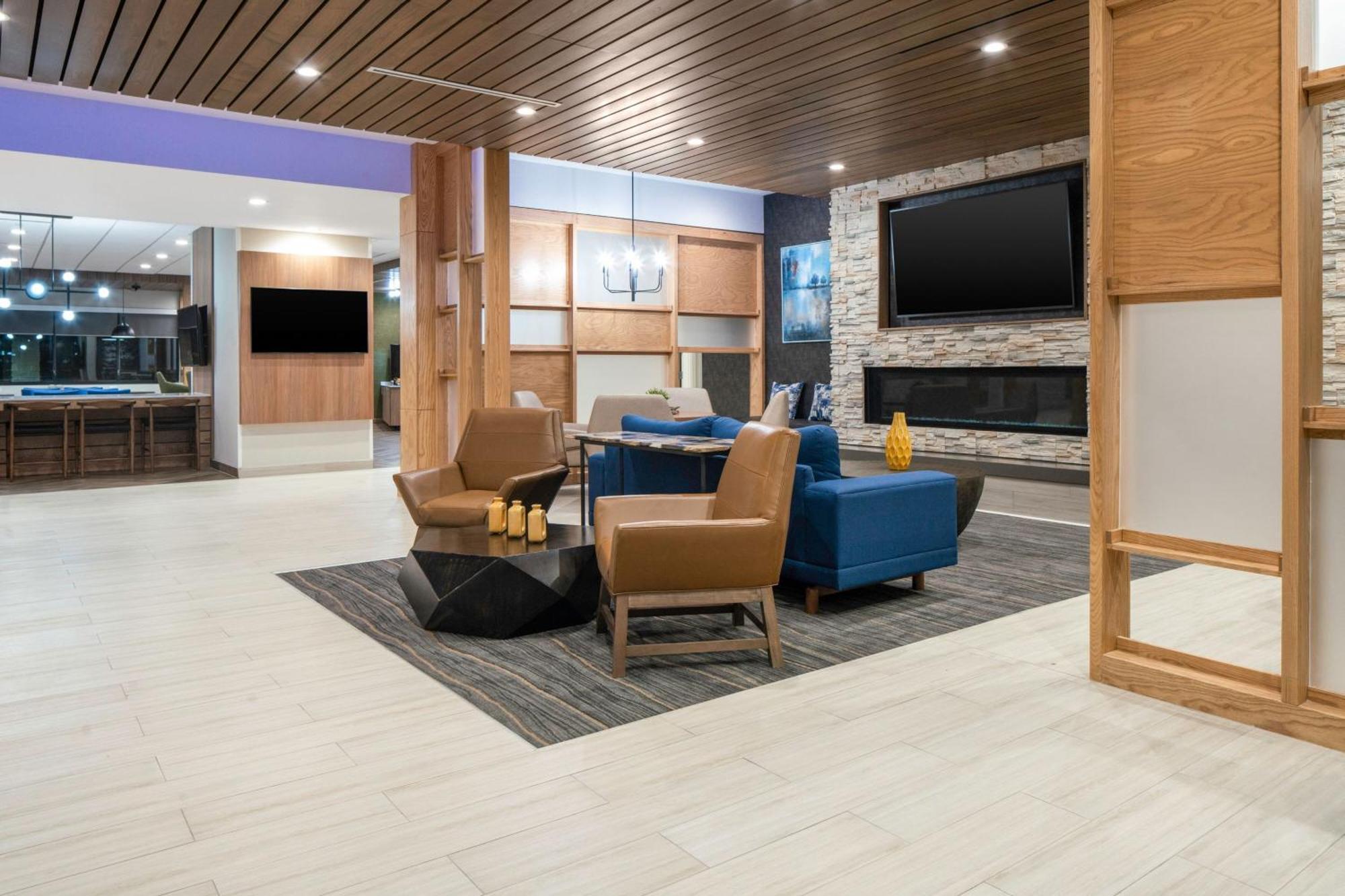 Fairfield Inn & Suites By Marriott Corinth South Denton Area Bagian luar foto