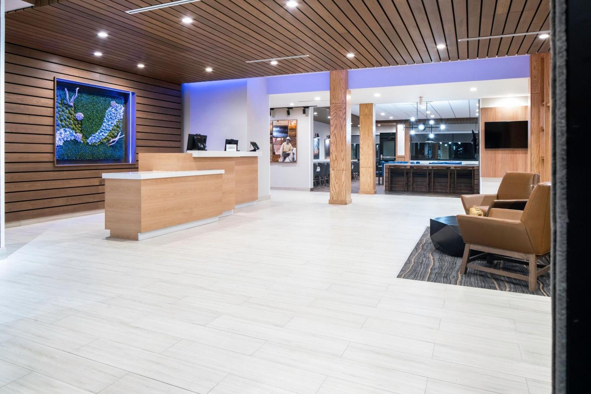 Fairfield Inn & Suites By Marriott Corinth South Denton Area Bagian luar foto